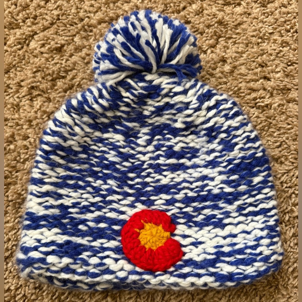 Colorado Flag Knit Pom Beanie – Blue & White